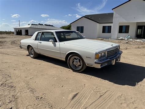 1985 Chevrolet Caprice Classic for Sale in Laveen Village, AZ - OfferUp