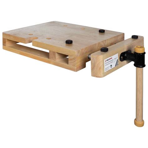 Work Bench with Vice 的图像结果