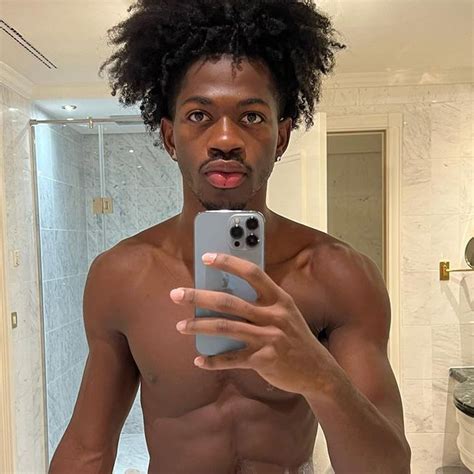 Lil Nas X Leaves Little to the Imagination in NSFW Bath Selfies
