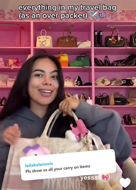 Queen of tackiness 💕💅🏻 : r/adelainemorinsnark