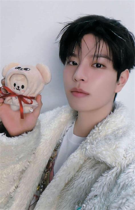 SKZ 5‘CLOCK photocards - Seungmin StrayKids in 2025 | Stray kids ...