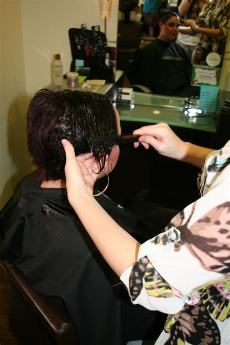 On Stage Hair Design: How To Tuesday: Finger Waves