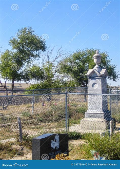 Wounded Knee Monument, South Dakota Editorial Image - Image of fence ...