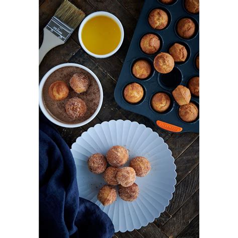 Silicone Muffin Trays - Buy a Silicone Cupcake Tray Online