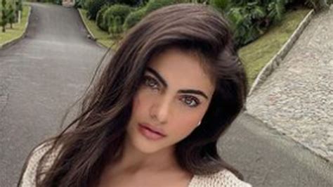 Alexa Narvaez's Instagram, Twitter & Facebook on IDCrawl