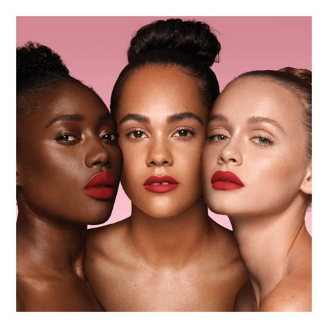 Lip Contour 2.0 Lip Liner • Universal Red