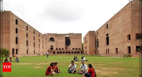 QS Rankings 2024: IIM Ahmedabad ranks at 22 among Business & Management ...