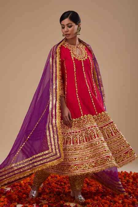 Preeti S Kapoor | Designer Sarees, Lehengas, Kurta Sets | Aza Fashions