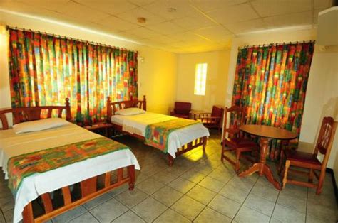 SUNDECK SUITES (Trinidad/Port of Spain) - Hotel Reviews, Photos, Rate ...