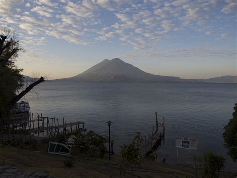 Sunrise Sunset Times of Lake Atitlán, Guatemala - MAPLOGS