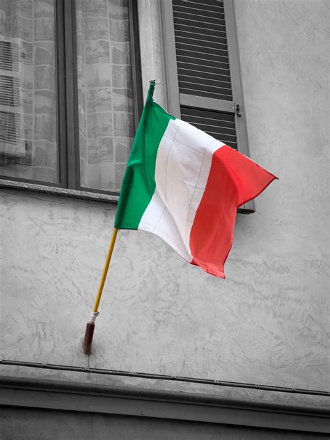 Italian Flag Hanging Free Stock Photo - Public Domain Pictures