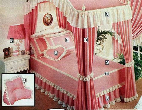 70 beautiful vintage canopy beds from the 1970s - Click Americana