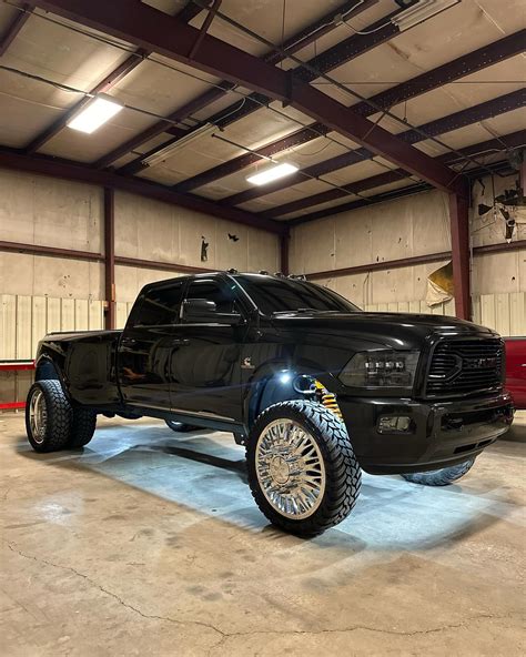 Lindsay Bercosky | 📸 | Instagram