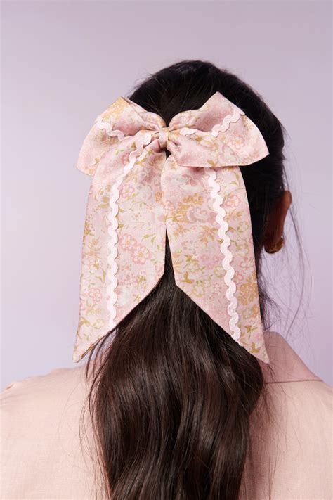 Printed Fabric & Fluid Cuts in Indo Western Clothing - Moh India