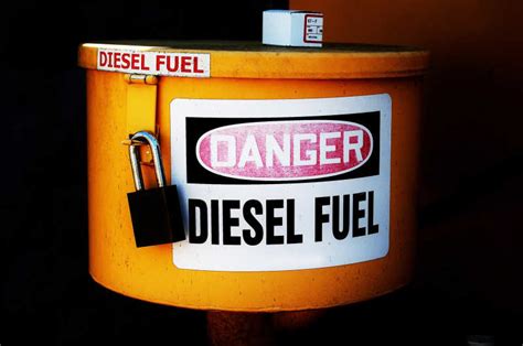 一吨原油可以炼化多少汽油和多少柴油？