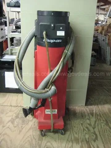 Snap-On Vacuum Sand Blaster | GovDeals