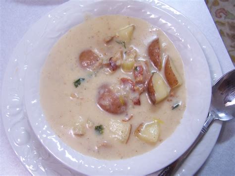 Awesome Gluten Free Clam Chowder Recipe, lower calories