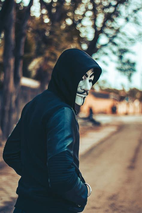 Hacker Mask Tutorial 的图像结果