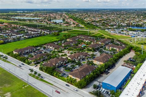 ACCOMMOVISION | The Park at Kendall | Luxury Living in Kendall, FL