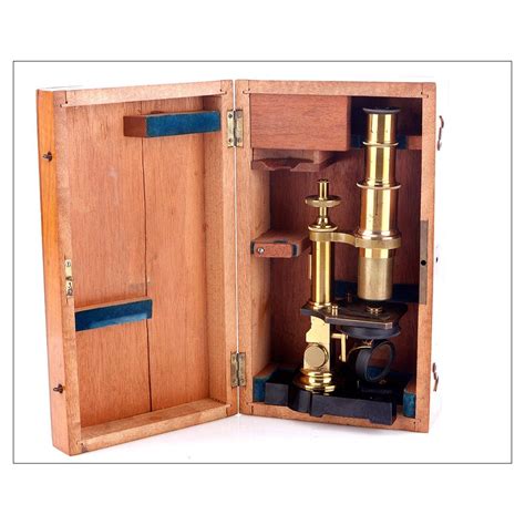 Old Compound Microscope 的图像结果