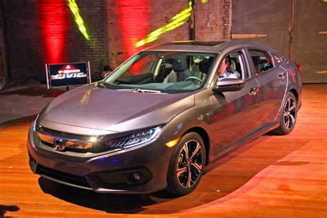 The 2016 Honda Civic is the Civic You've Been Waiting For » AutoGuide ...