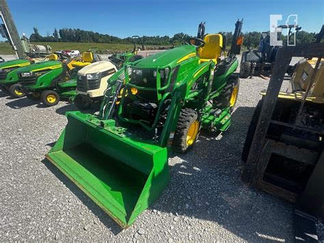 John Deere 2025R Package Special 的图像结果