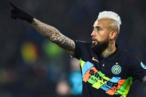 Las claves para entender la traición que denuncia Arturo Vidal de su ...