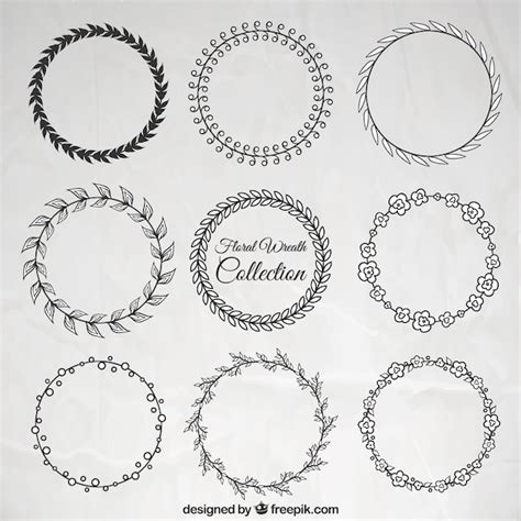 Collection of nine floral wreaths with different styles | Free Vector