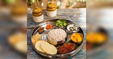 Curry Tales In Bandra For Coastal Dishes | LBB, Mumbai