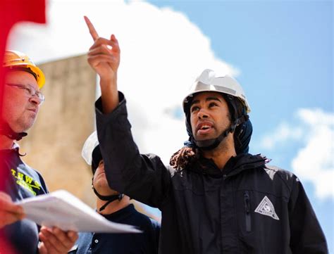 Chief Engineer 的图像结果