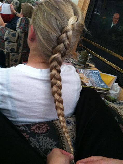 Inside Out French Braid Tutorial 的图像结果