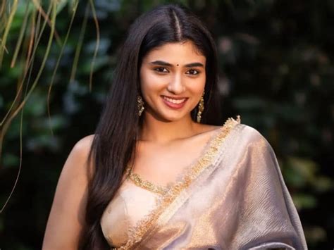 खासगी व्हिडीओ लीक झाल्याने उडाली खळबळ; प्रज्ञा नागरा आहे तरी कोण?;Who ...