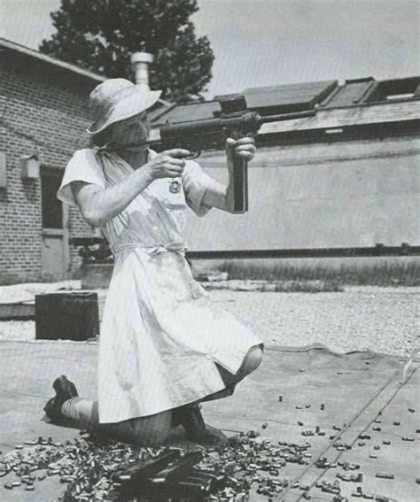 WAC weapon-tester runs a M3 through its paces, WWII era. : r/True_WWII_Pics