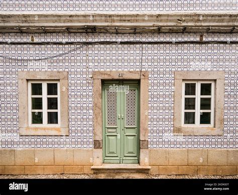 Typical Portuguese house, Tavira, Algarve, Portugal Stock Photo - Alamy