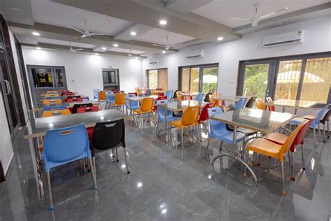 Best Hotel in Sasan Gir | Aranya Resort
