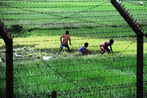 The Berlin Wall may have fallen, but India's border fences are getting ...