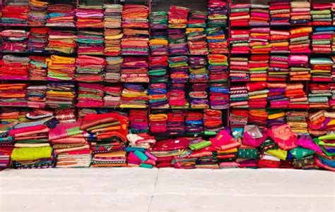Grand saree theft: Designer sarees worth INR 12 lakhs stolen from ...