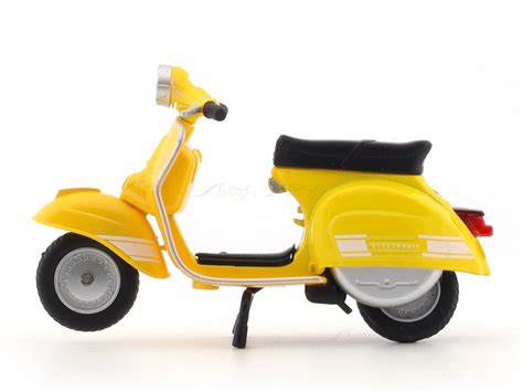 1976 Vespa 200 Rally yellow 1:18 MSZ licensed diecast scale model bike ...