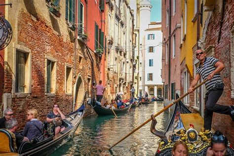 Venice 30-Minute Morning, Afternoon, or Sunset Gondola Ride 2025 - Viator