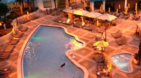 BEACHSIDE TOWERS AT SANDESTIN - Hotel Reviews & Photos - Tripadvisor