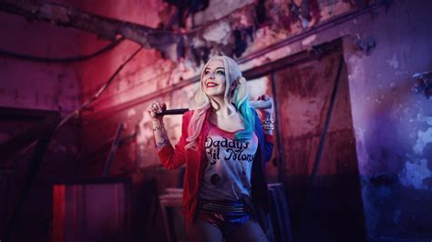 [300+] Harley Quinn Pictures | Wallpapers.com
