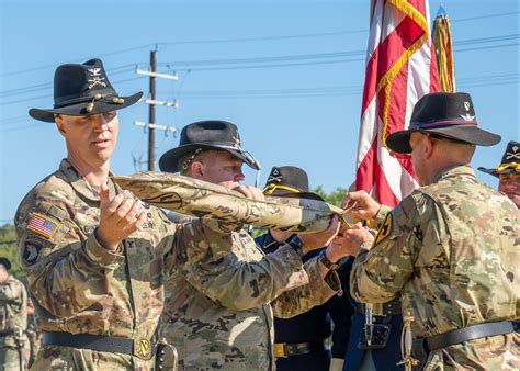 Air Cavalry Brigade welcomes new commander and cases its colors for ...