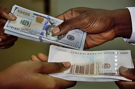 https://nairacompare.ng/hubfs/Naira-Dollar.jpeg
