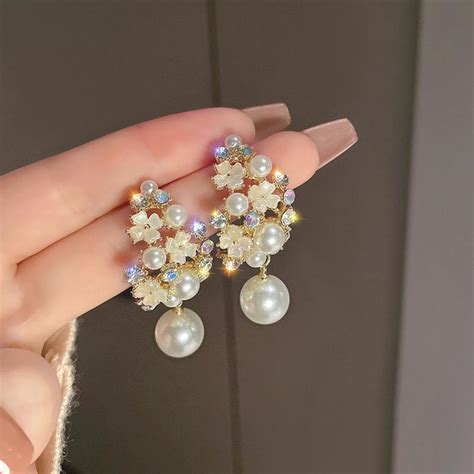 Luxury Floral Pearl Drop Earrings – Jewelsmars