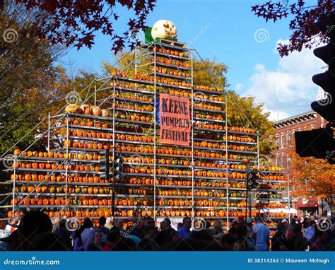 Keene Pumpkin Festival editorial stock photo. Image of festival - 38214263