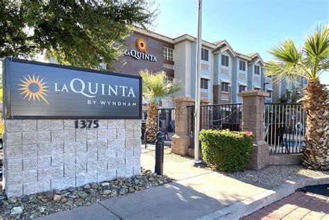 La Quinta Inn & Suites by Wyndham Tempe University / Phoenix | Qantas ...
