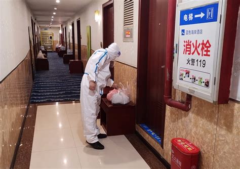 协和深圳医院对重点人群开展核酸检测采样_读特新闻客户端