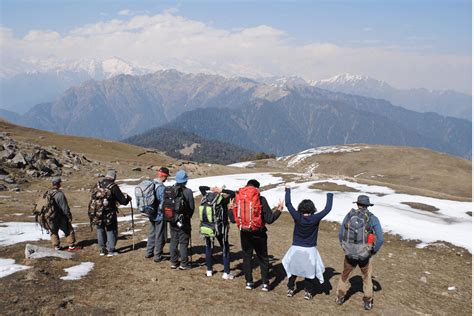 https://www.wanderinman.com/assets/expeditions/19/Wanderin%20Man%20Adventures%20Panwali%20kantha%20trek%20group.png
