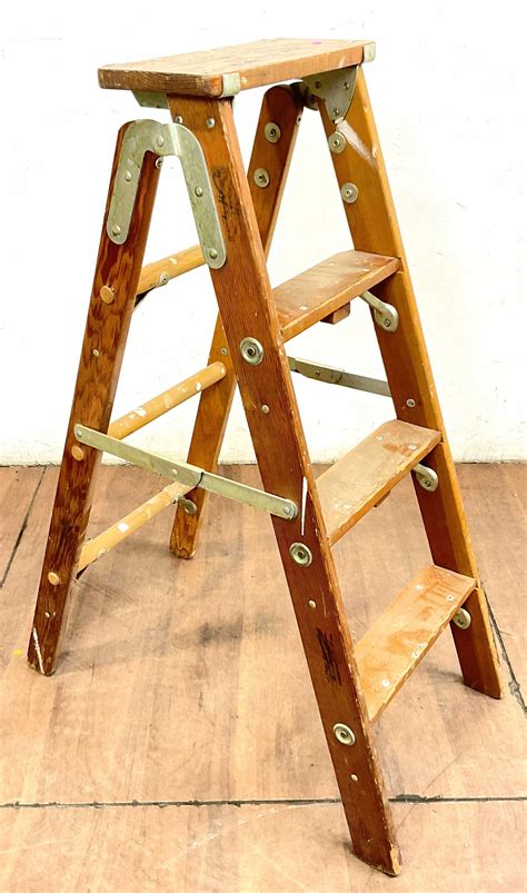 Lot - Larson Ladder Wood Step Ladder