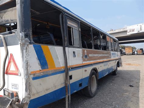 Delhi Police Constable dies after Rajasthan Roadways bus overturns ...